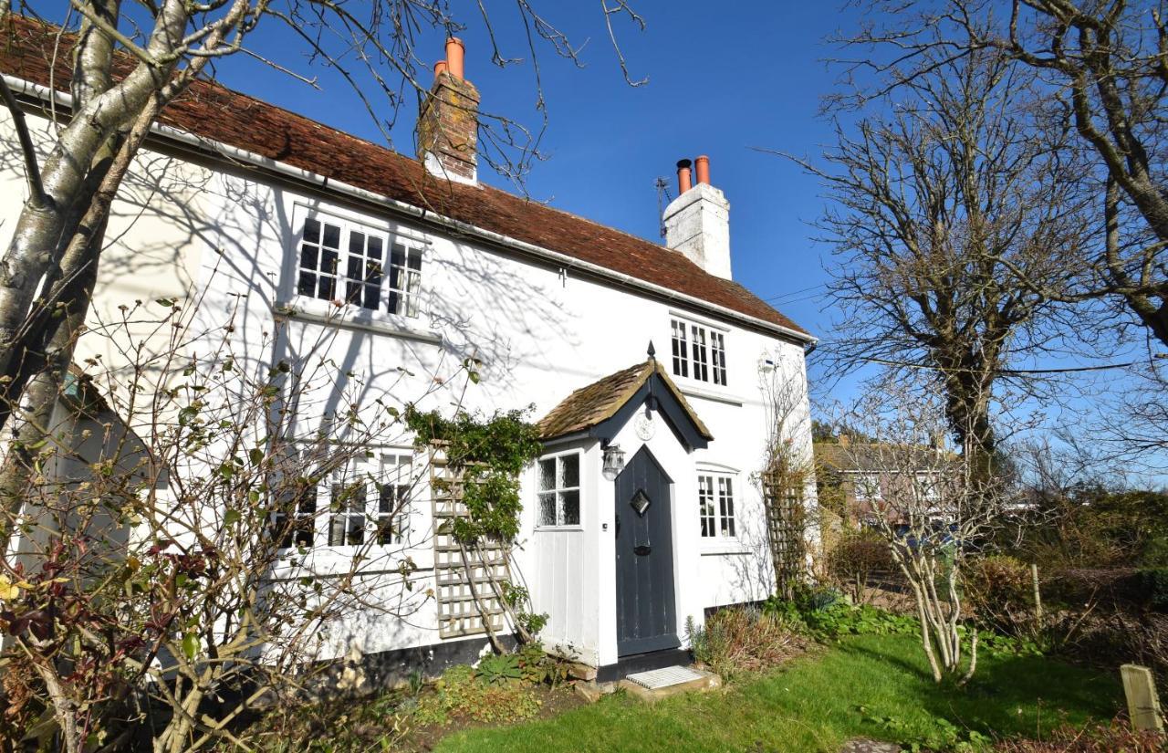 Rose Mullion Cottage Pett ภายนอก รูปภาพ