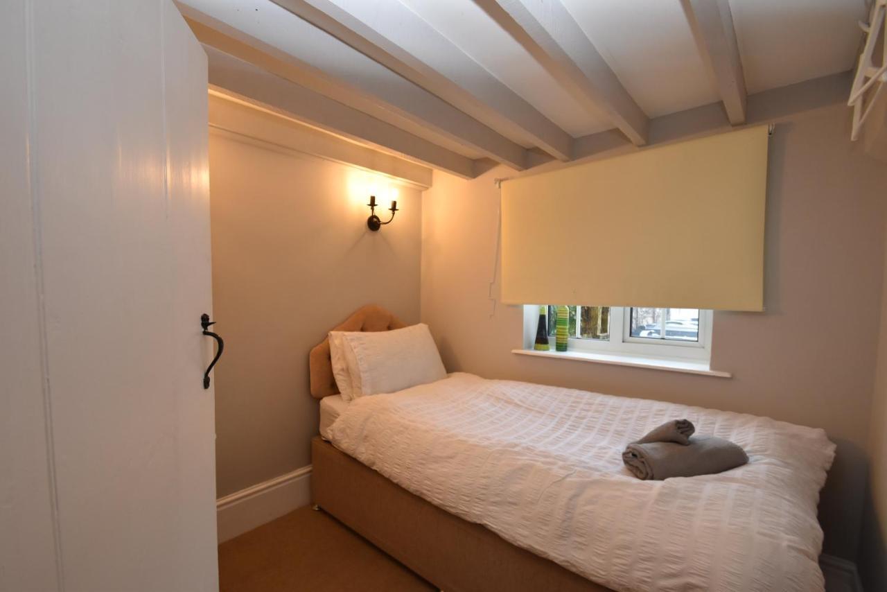 Rose Mullion Cottage Pett ภายนอก รูปภาพ