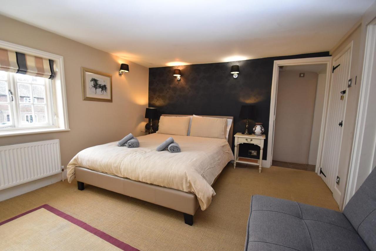 Rose Mullion Cottage Pett ภายนอก รูปภาพ