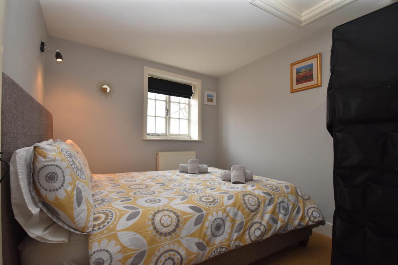 Rose Mullion Cottage Pett ภายนอก รูปภาพ